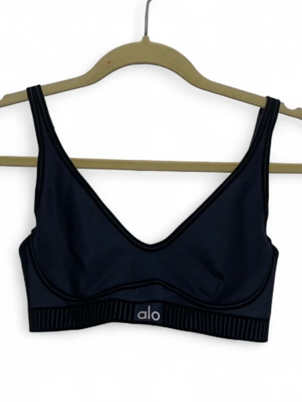 ALO Yoga Air Lift Line Up Dark Blue V-Neck Minimal Sports Bra